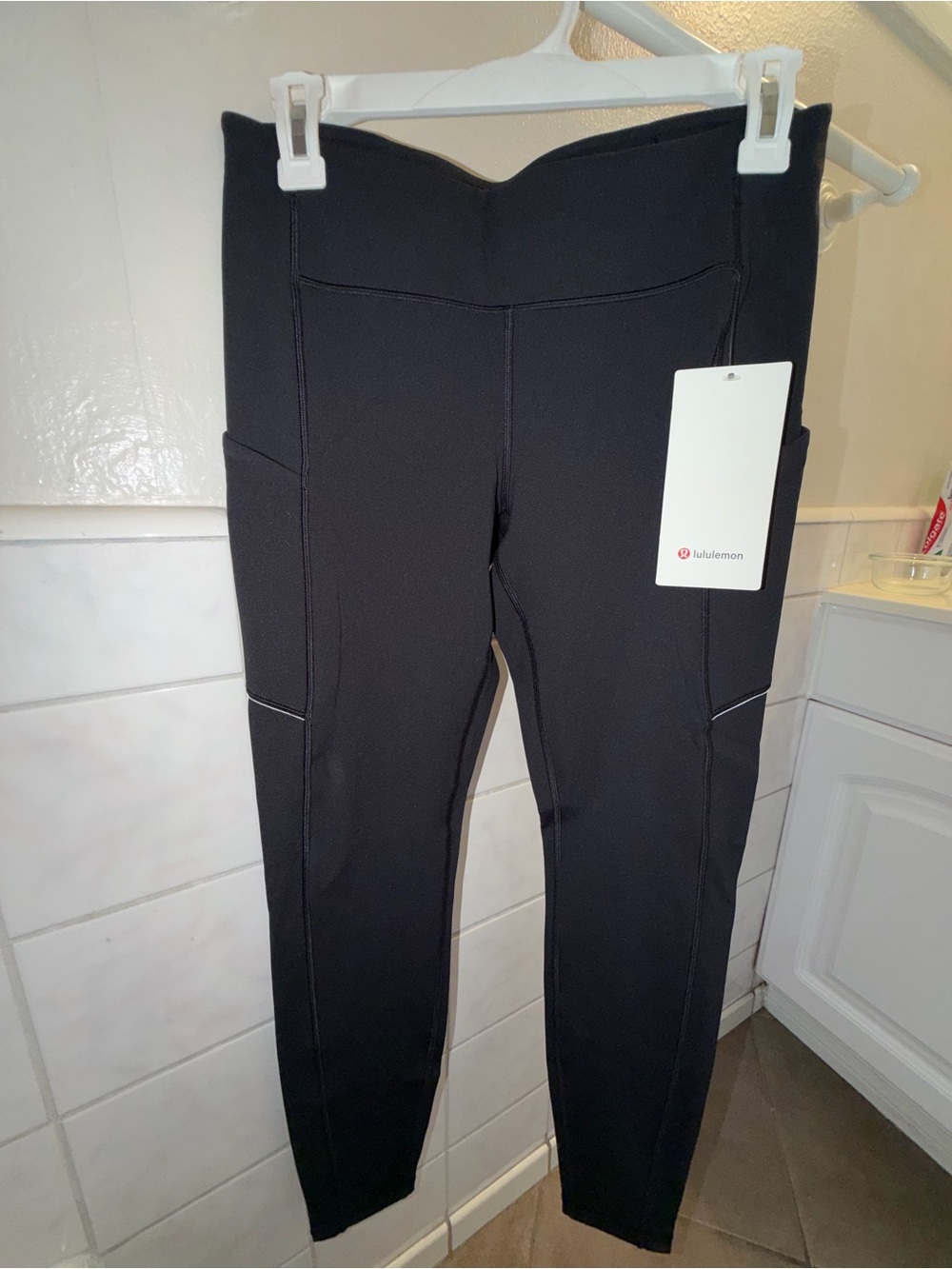 Lululemon Speed Up MR Tight 28” Black 8